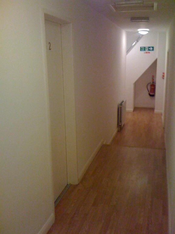 Nite Inn Bed & Breakfast Λιντς Εξωτερικό φωτογραφία